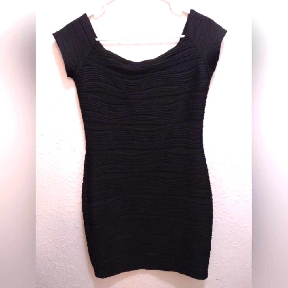 Brat Star Off The Shoulder Cocktail Dress